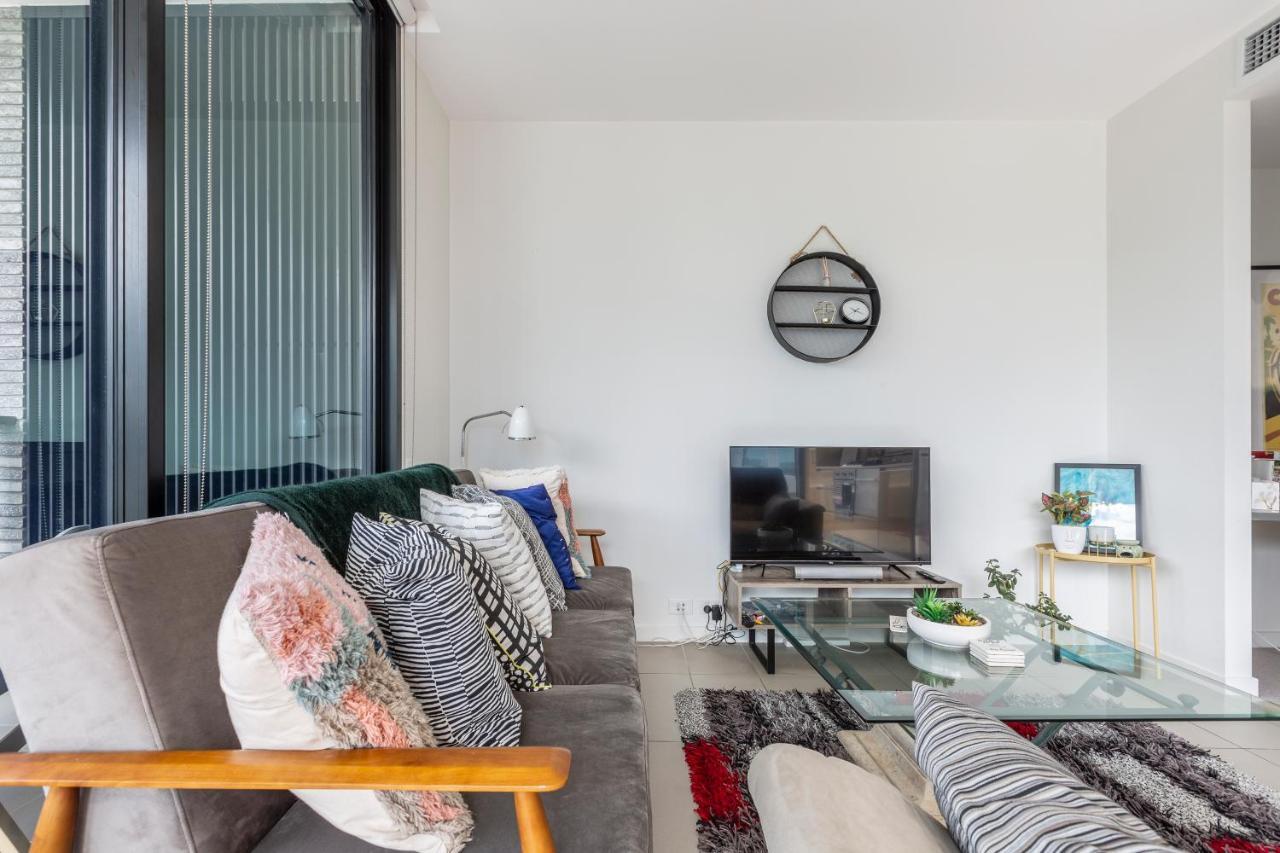 Light, Airy, Spacious Queens Road Apartment Melbourne Esterno foto