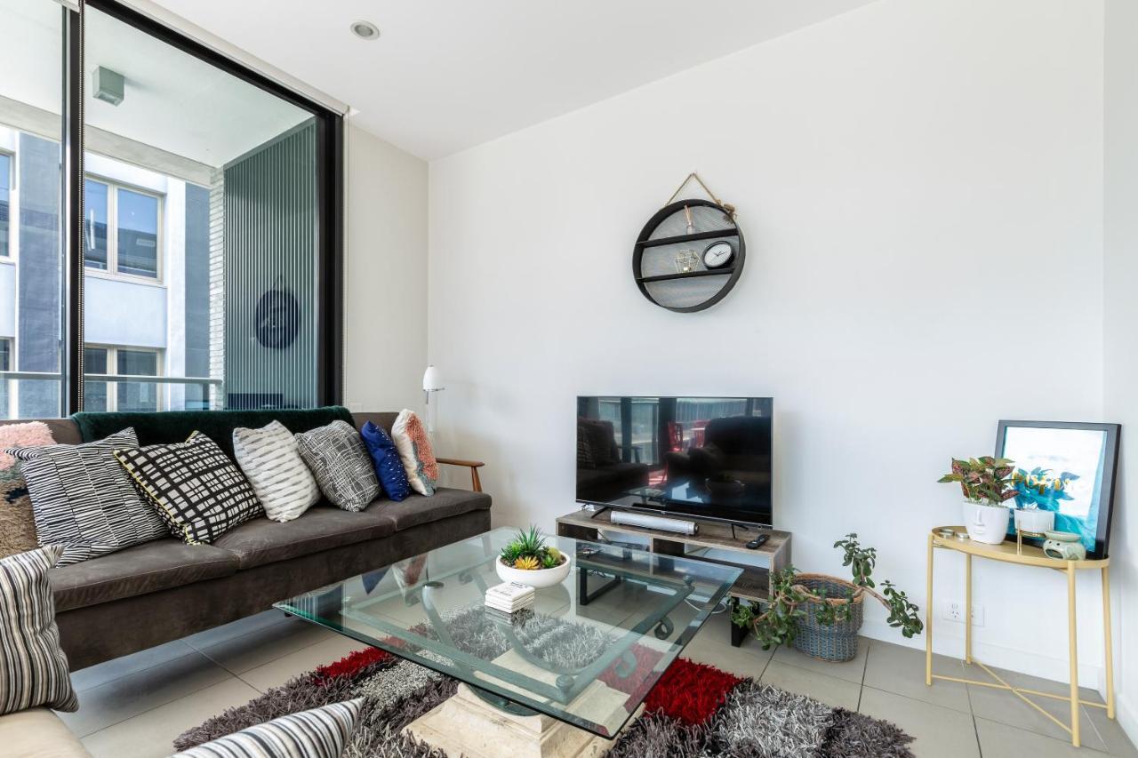 Light, Airy, Spacious Queens Road Apartment Melbourne Esterno foto